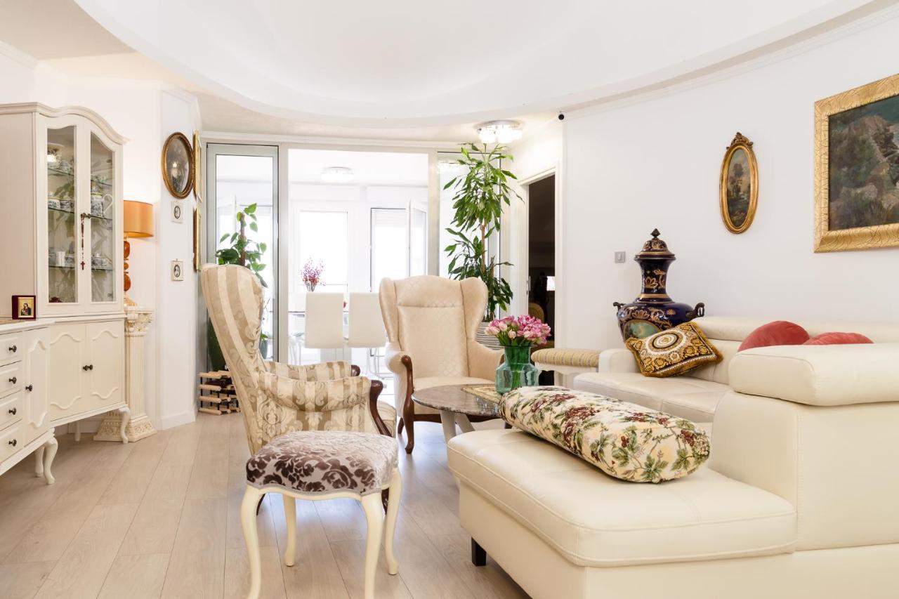Luxury Apartment Sara อูมัค ภายนอก รูปภาพ
