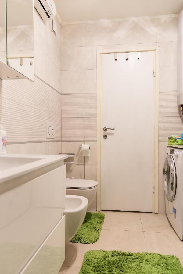 Luxury Apartment Sara อูมัค ภายนอก รูปภาพ
