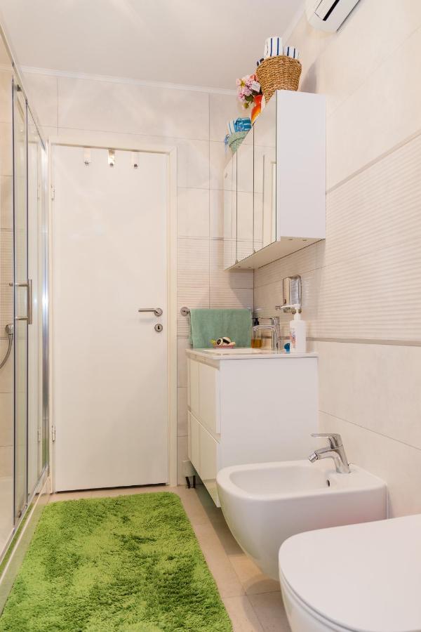 Luxury Apartment Sara อูมัค ภายนอก รูปภาพ